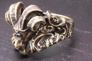 サタン山羊(ゴート・バフォメット)モチーフ真鍮リング