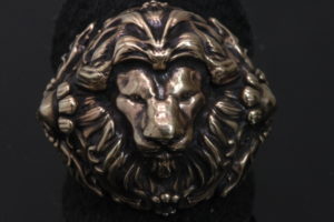 ライオン(獅子)スカルとロココの真鍮リング