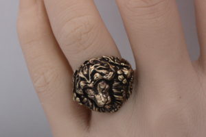 ライオン(獅子)スカルとロココの真鍮リング