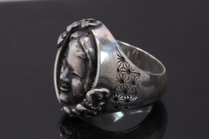 SV925製の能面・小面リング 和風の雲 麻紋様