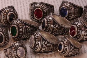 法政大学アメフト部様からご注文いただいた卒業記念カレッジリング