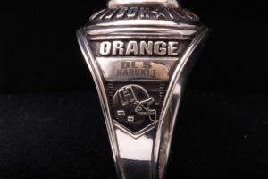 法政大学アメフト部様からご注文いただいた卒業記念カレッジリング