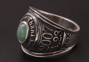 オーダーメイドで制作した愛犬REX君の追悼カレッジリング