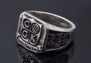 インターナショナルスクール幼稚園からの依頼で制作したカレッジリング